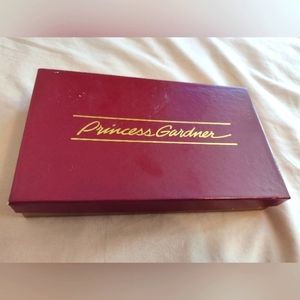 Princess Gardner Bi-fold Women's Wallet